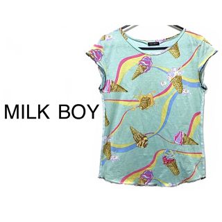 ミルクボーイ(MILKBOY)のMILKBOY【美品】アイスクリーム 総柄 半袖 カットソー トップス(Tシャツ(半袖/袖なし))