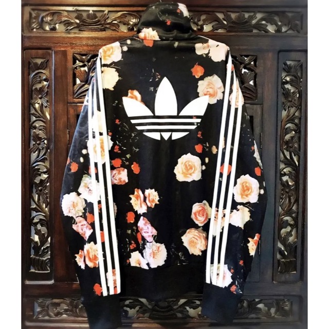 adidasアディダス ファーム コラボ紫陽花柄 花柄パーカーボタニカル