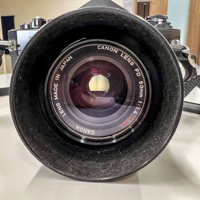 Canon(キヤノン)のCANON F-1 50mm 1.4 レンズセット スマホ/家電/カメラのカメラ(フィルムカメラ)の商品写真