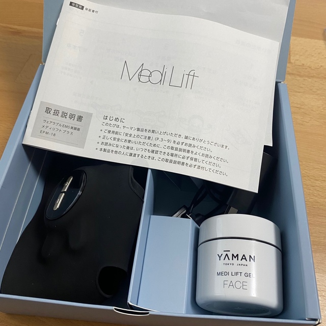 YA-MAN - ヤーマン メディリフトプラス Medi Lift EPM-18BB1の通販 by