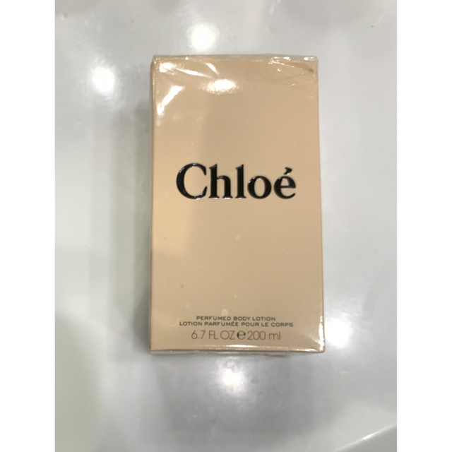 Chloe(クロエ)のクロエ　ボディローション　200ml コスメ/美容のボディケア(ボディローション/ミルク)の商品写真