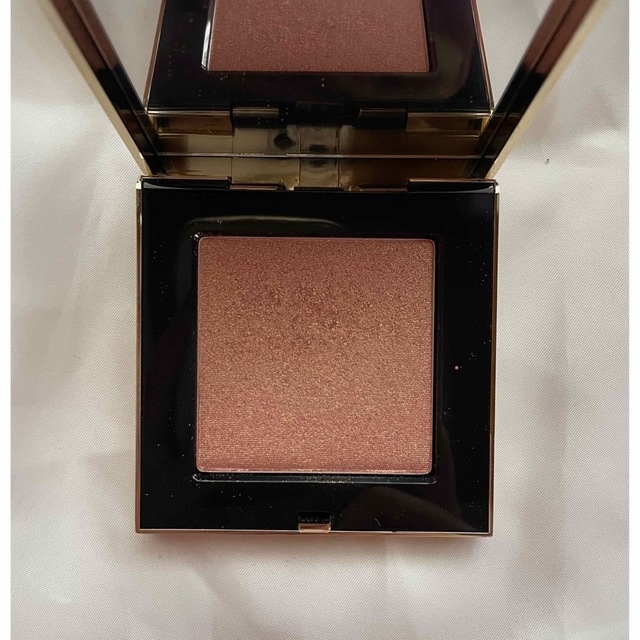 BOBBI BROWN(ボビイブラウン)のBOBBI BROWN チークカラー コスメ/美容のベースメイク/化粧品(フェイスカラー)の商品写真