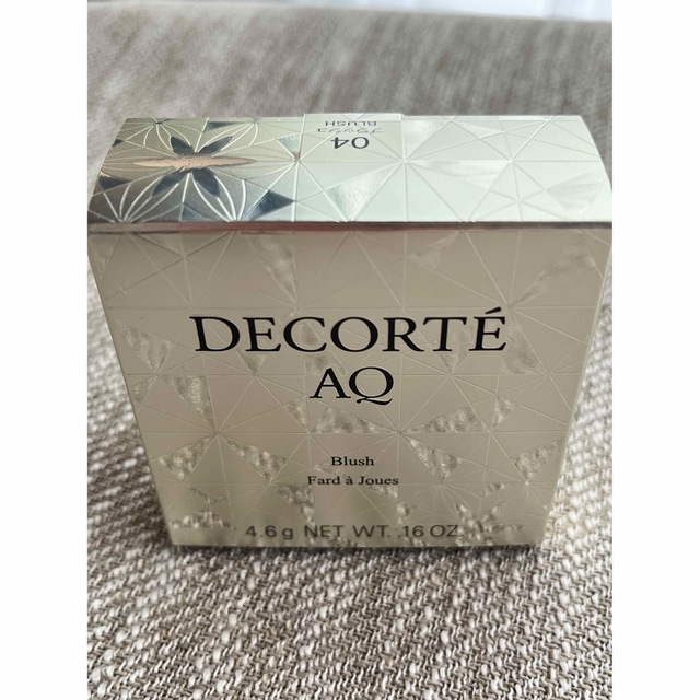COSME DECORTE(コスメデコルテ)のコスメデコルテAQ  ブラッシュ04 コスメ/美容のベースメイク/化粧品(フェイスカラー)の商品写真