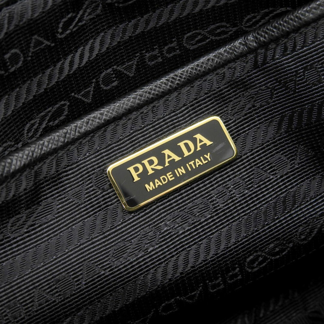 PRADA(プラダ)のプラダ ショルダーバッグ ポシェット ミニバッグ サフィアーノ  レディースのバッグ(ショルダーバッグ)の商品写真