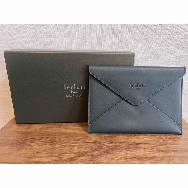 Berluti（ベルルッティ）レターケース