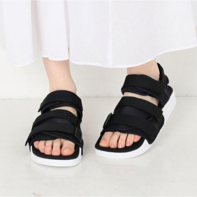 BEAUTY&YOUTH UNITED ARROWS(ビューティアンドユースユナイテッドアローズ)のadidas アディダス ADILETTE SANDAL W サンダル スポサン レディースの靴/シューズ(サンダル)の商品写真