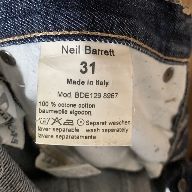 NEIL BARRETT(ニールバレット)のNeil Barrett デニムパンツ メンズのパンツ(デニム/ジーンズ)の商品写真