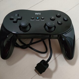 ウィー(Wii)の任天堂　Wiiクラシックコントローラーpro 黒　動作確認済(家庭用ゲーム機本体)