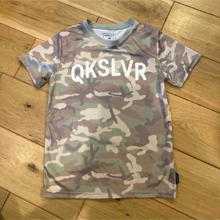 クイックシルバー(QUIKSILVER)のクイックシルバー　ラッシュガード　Tシャツ　140㎝　迷彩柄　半袖　オシャレ(Tシャツ/カットソー)