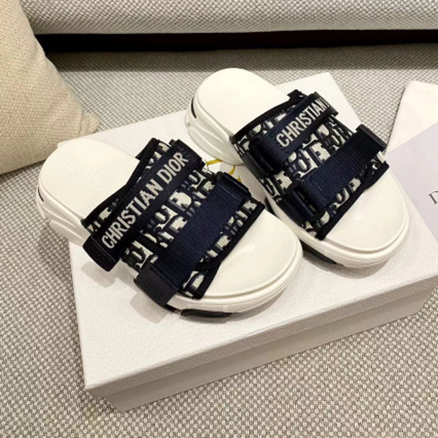 値下げる DIOR サンダル 厚底 36 入荷 vivacf.net