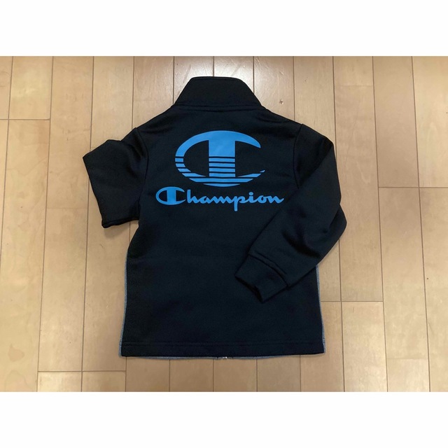 Champion(チャンピオン)のチャンピオン　ジャージ　上　110 キッズ/ベビー/マタニティのキッズ服男の子用(90cm~)(その他)の商品写真