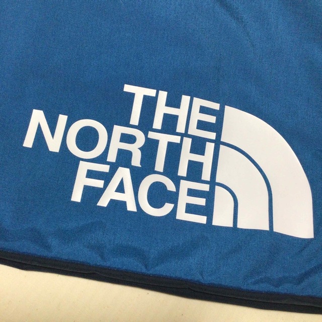 THE NORTH FACE(ザノースフェイス)のほぼ未使用 THE NORTH FACE ノースフェイス ループトート Ｍ^^☆ レディースのバッグ(トートバッグ)の商品写真