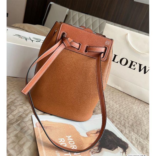 LOEWE ロエベ ラゾ バケットバッグ | www.jarussi.com.br