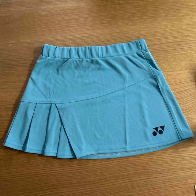 YONEX(ヨネックス)の新品未使用！ YONEX スカート 水色 Lサイズ スポーツ/アウトドアのスポーツ/アウトドア その他(バドミントン)の商品写真