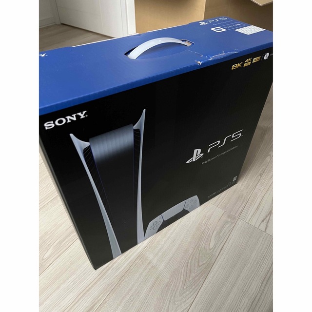 PlayStation 5　デジタル・エディション　新品（箱損傷あり）ゲームソフト/ゲーム機本体