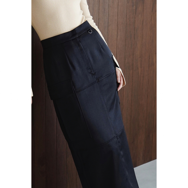 clane SATIN CARGO STRAIGHT SKIRT