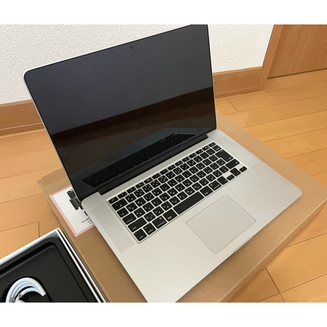 Apple(アップル)のMacBook Pro MJLQ2J/A 15インチ 2015 i7 256GB スマホ/家電/カメラのPC/タブレット(ノートPC)の商品写真