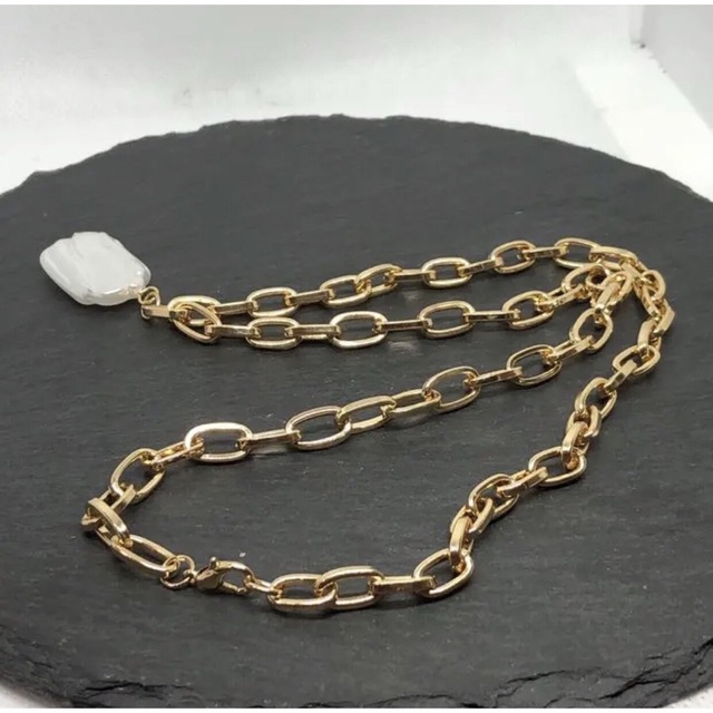 バロックイミテーションパールチョーカーネックレス　GOLD  オールシーズン レディースのアクセサリー(ネックレス)の商品写真