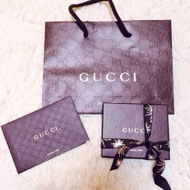 いかと﹌ Gucci by no name｜グッチならラクマ - 新品ペアキーリングセットの通販 ショップの