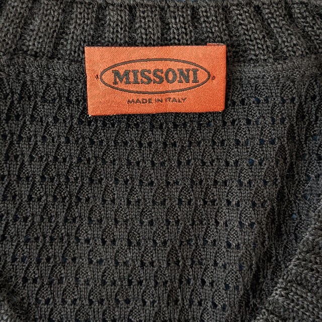 MISSONI(ミッソーニ)のMISSONI　ミッソーニ　クロシェットニット　フレア袖　黒　半袖　ITALY製 レディースのトップス(ニット/セーター)の商品写真