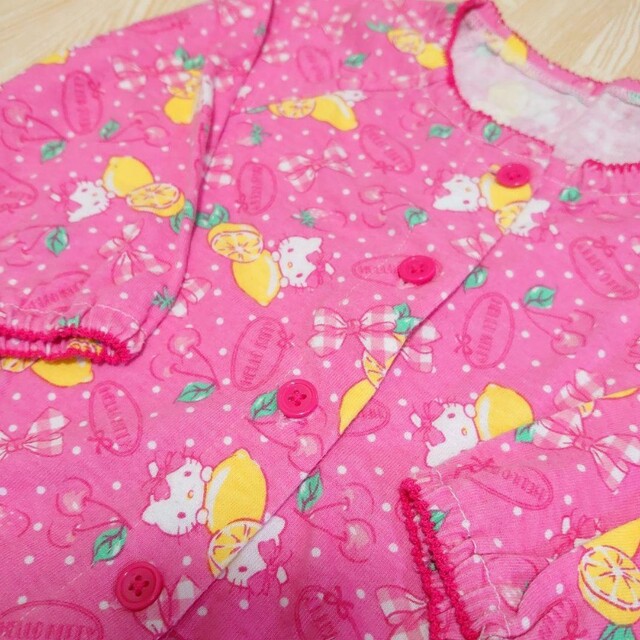 サンリオ(サンリオ)のハローキティ♡薄手長袖パジャマ♡80 キッズ/ベビー/マタニティのベビー服(~85cm)(パジャマ)の商品写真