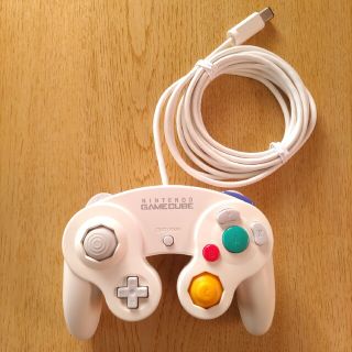 ニンテンドーゲームキューブ(ホワイト/白色系)のフリマ ニンテンドーゲームキューブ(ホワイト/白色系)のフリマ