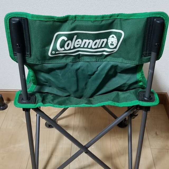 Coleman(コールマン)のコールマン Coleman コンパクトクッションチェア グリーン2個セット スポーツ/アウトドアのアウトドア(テーブル/チェア)の商品写真