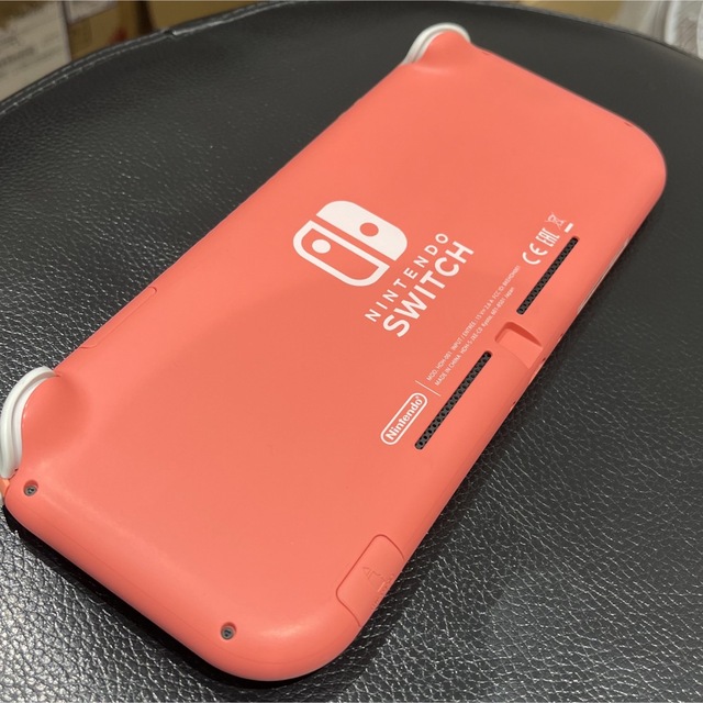 104☆美品☆Switch lite☆コーラル☆スイッチライト☆本体☆送料込☆