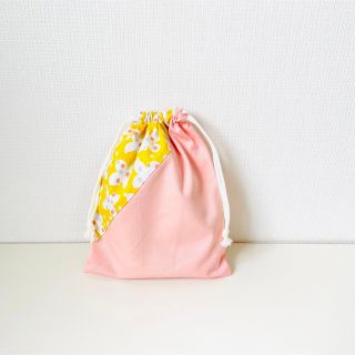 【即納可能】ピンク×花柄の切り替えがかわいいお着替袋・体操服袋・エプロン袋(ランチボックス巾着)