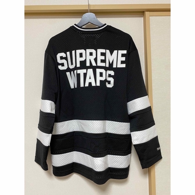 W)taps(ダブルタップス)のSUREME x WTAPS HOCKEY JERSEY 黒S 新品未使用 メンズのトップス(Tシャツ/カットソー(七分/長袖))の商品写真