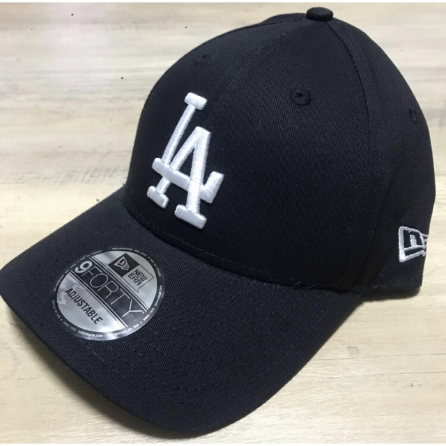 NEW ERA(ニューエラー)のNew Era LA ニューエラ ドジャース キャップ 黒 新品未使用 メンズの帽子(キャップ)の商品写真