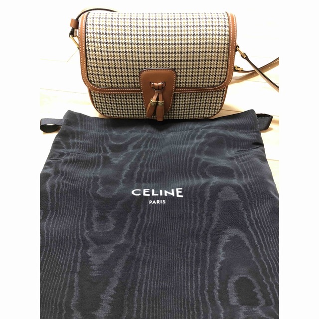 celine(セリーヌ)のセリーヌ　ショルダー　ツイードタッセルショルダー　celine ショルダーバッグ レディースのバッグ(ショルダーバッグ)の商品写真