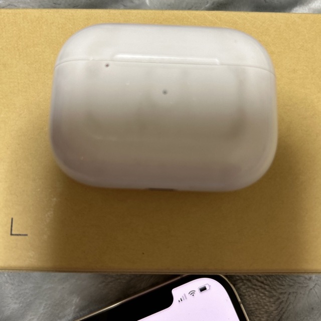 AirPods Pro 品　ケース付き