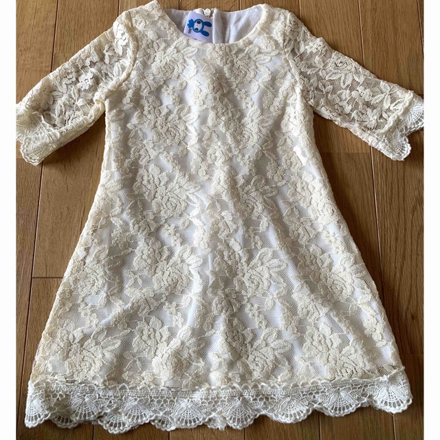 レースワンピース　サイズ100 キッズ/ベビー/マタニティのキッズ服女の子用(90cm~)(ワンピース)の商品写真