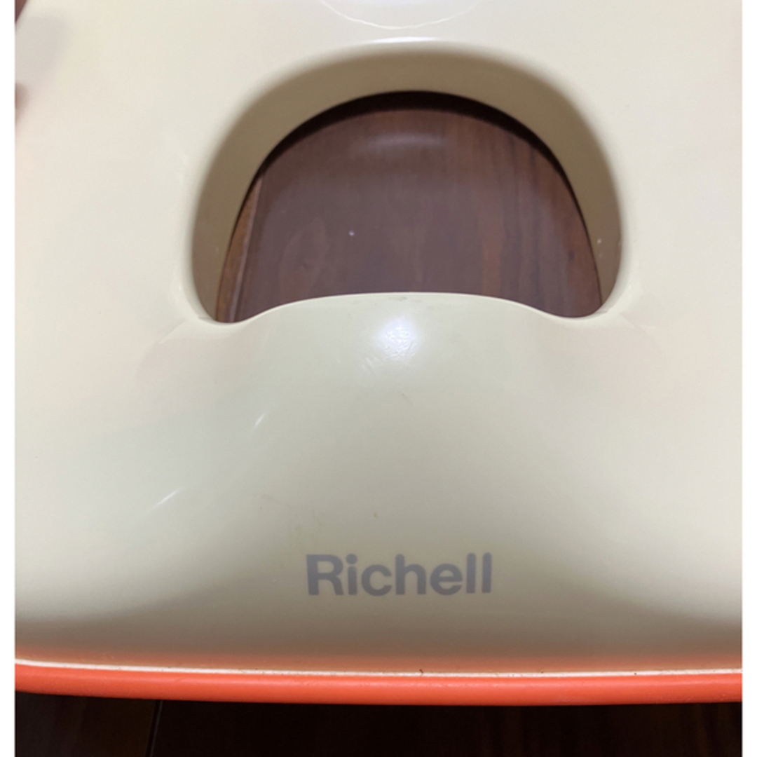 Richell(リッチェル)のRichell 補助便座 キッズ/ベビー/マタニティのおむつ/トイレ用品(補助便座)の商品写真