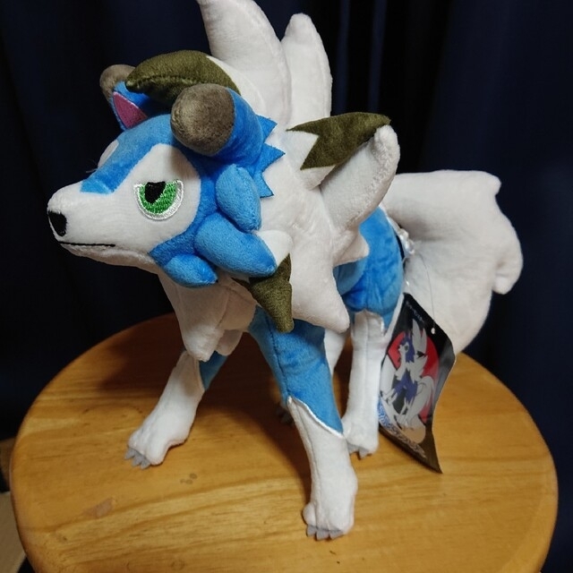 海外限定】色違いルガルガン ポケモン ぬいぐるみの通販 by ー 海外限定】色違いルガルガン ポケモン ぬいぐるみの通販 by ー