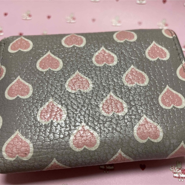 miumiu(ミュウミュウ)のmiumiu ラブレター　ハート柄　ミニ財布 レディースのファッション小物(財布)の商品写真