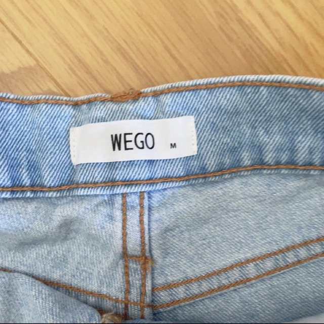 WEGO(ウィゴー)のダメージ ショートパンツ デニムパンツ ショート丈 レディースのパンツ(ショートパンツ)の商品写真