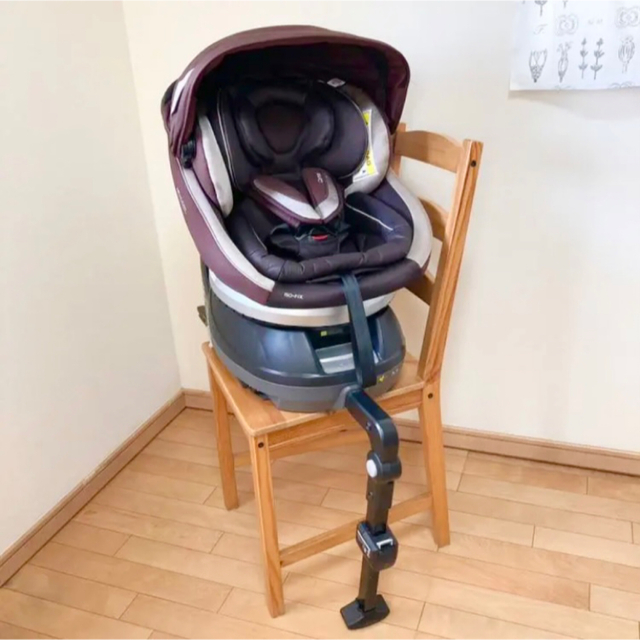 【美品】コンビチャイルドシート ネルームisofix NF-700 ブラウン 1