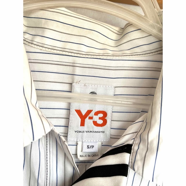 Y-3(ワイスリー)のY-3 シャツ Mサイズ YOHJI YAMAMOTO メンズのトップス(シャツ)の商品写真