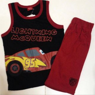 ディズニー(Disney)の新品タグ付き ディズニー ピクサー Cars タンクトップ＆ハーフパンツ 夏服(Tシャツ/カットソー)