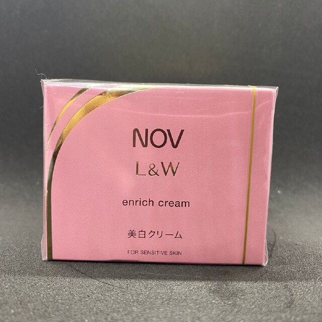 NOV(ノブ)のNOV ノブL&W エンリッチクリーム　美白クリーム コスメ/美容のスキンケア/基礎化粧品(フェイスクリーム)の商品写真