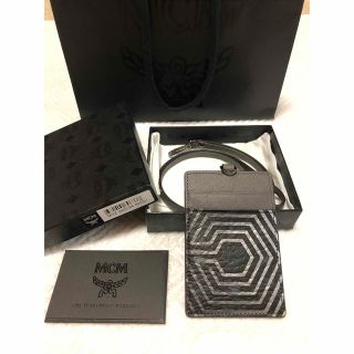 エクソ(EXO)のMCM×EXO コラボ ストラップ付き パスケース (パスケース/IDカードホルダー)