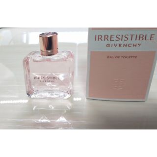 ジバンシィ(GIVENCHY)のGIVENCHY イレジスティブル irresistible オードトワレ ミニ(香水(女性用))