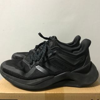 アディダス(adidas)のアディダス ブラックスニーカー  adidas(スニーカー)