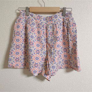 エヘカソポ(ehka sopo)のエヘカソポ　花柄ショートパンツ　(ショートパンツ)