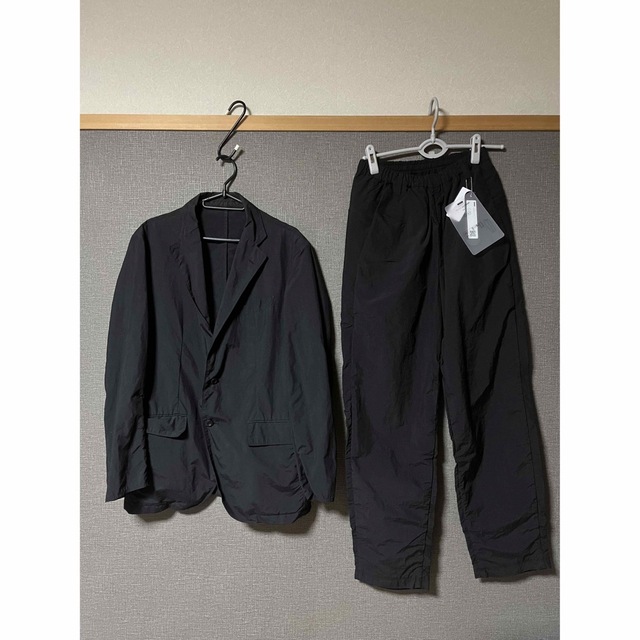 TEATORA(テアトラ)の美品 22年モデル teatora セットアップ packable ブラック メンズのスーツ(セットアップ)の商品写真