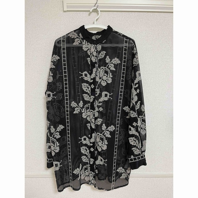 Ameri VINTAGE(アメリヴィンテージ)のMEDI CROSS STITCH LIKE SHIRT レディースのトップス(シャツ/ブラウス(長袖/七分))の商品写真