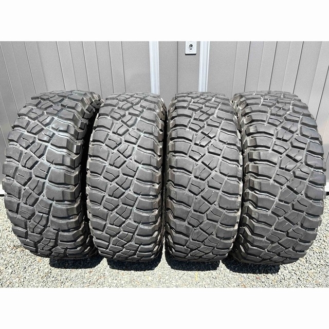 265/70R17 BF Goodrich Mud-Terrain KM3 4本 自動車/バイクの自動車(タイヤ)の商品写真