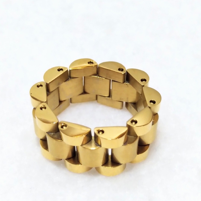 ゴールド 時計ベルトデザイン チェーンリング指輪16号ステンレスメンズレディースの通販 by しまうま's shop｜ラクマ